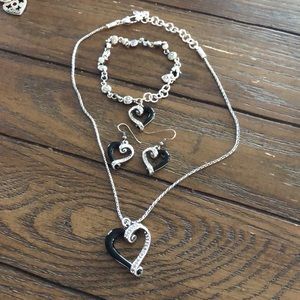 Brighton black and silver heart set
